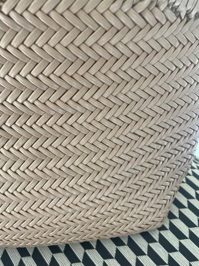 Bolso beige trenzado piel tipo Biba