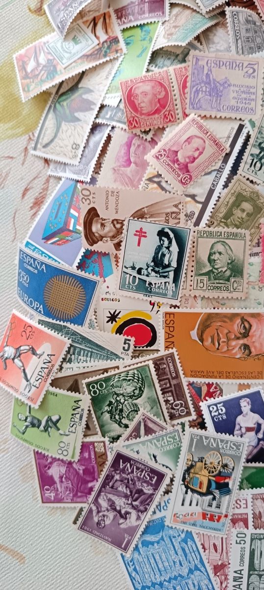 250 Sellos España: ¡Sin usar!. No hay repetidos