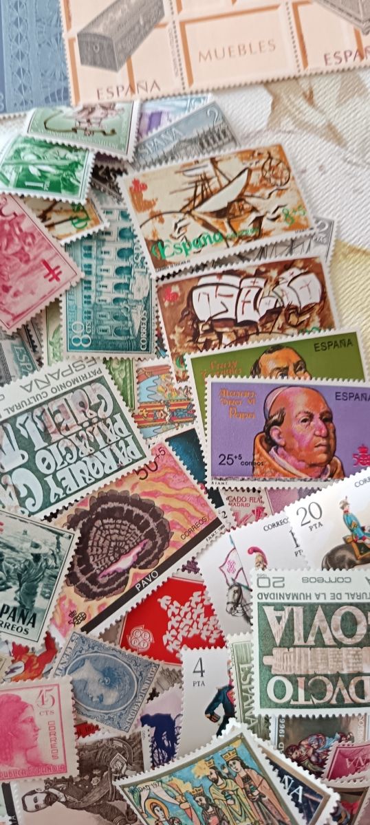 250 Sellos España: ¡Sin usar!. No hay repetidos