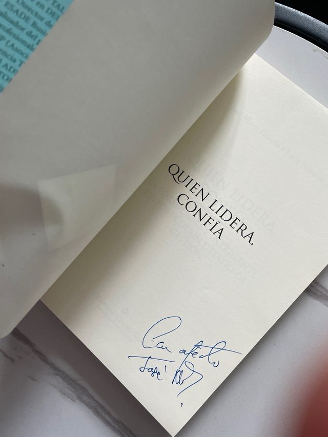 Quien lidera, confía: La formidable e intrigant...