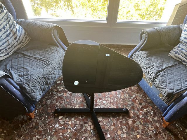 Mesa auxiliar de cristal