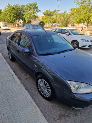 Ford Mondeo 2004