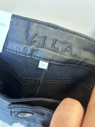 Pantaloni eleganti VILA XS