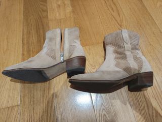 Botines ante beige talla 39