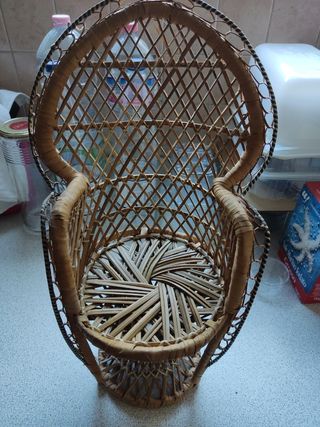 Sedia vimini bambole vintage