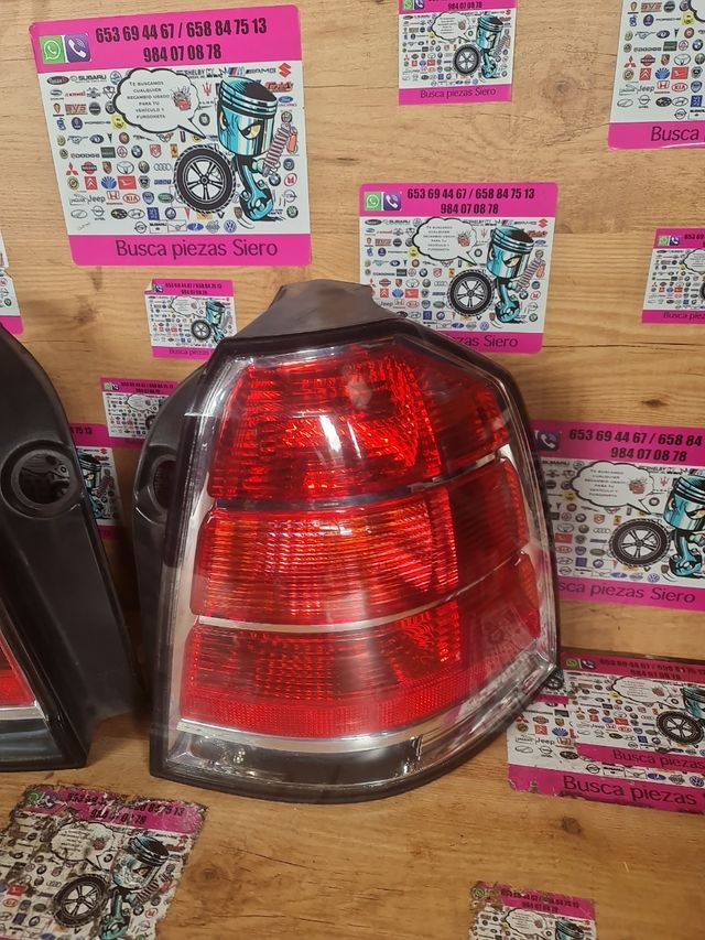 Pilotos traseros Opel Zafira 2009