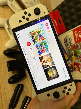 Nintendo Switch OLED + Super Mario Bros Wonder
