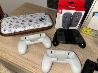 Nintendo Switch OLED + Super Mario Bros Wonder