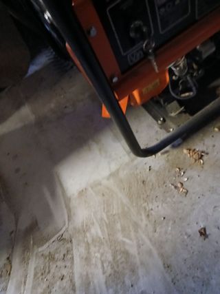 GENERATORE a luce a benzina 
