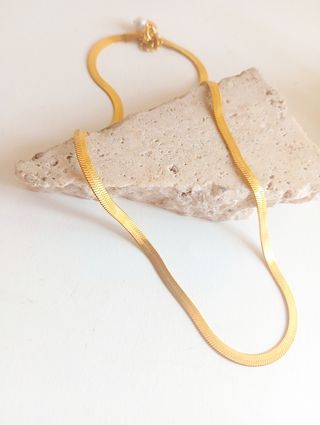 Collar Plano- Acero inoxidable ORO