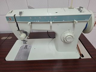 Máquina coser Singer 250 con pedal