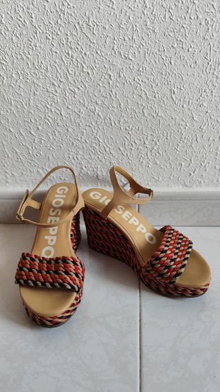 Giossepo sandalias de cuña multicolor, talla 39 