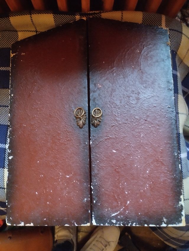 Retablo tríptico madera antiguo