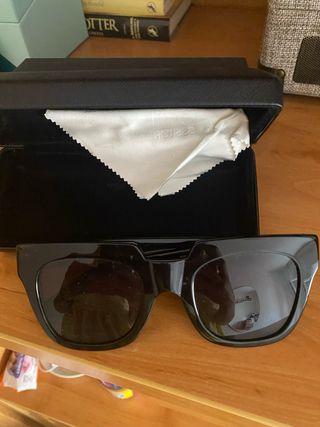 GAFAS HAWKERS- PAULA ECHEVARRIA