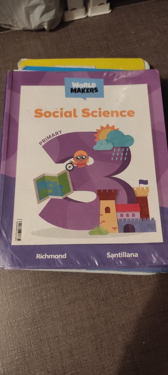 SOCIAL SCIENCE 3 PRIMARY STUDENT'S BOOK WORLD M...