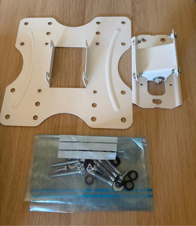 Soporte TV blanco - Pared