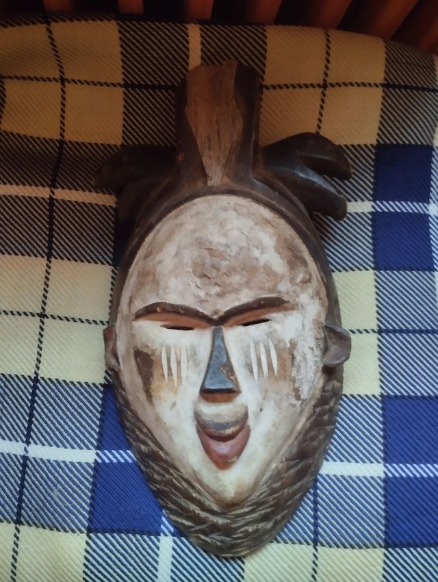 Máscara africana antigua