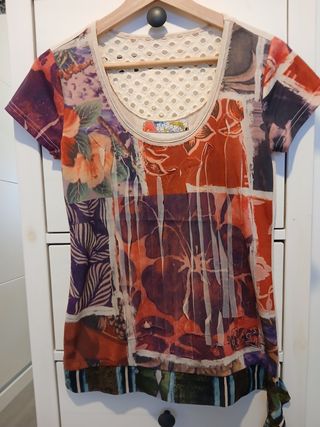 Camiseta Desigual multicolor talla S