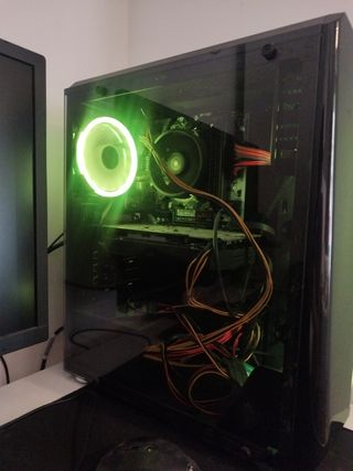 PC Gamer AMD Ryzen con Monitor 24"
