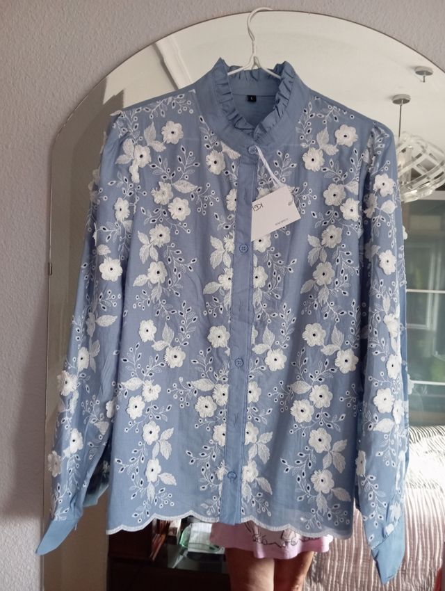 Blusa bordada azul - Talla L
