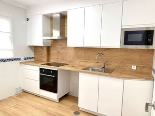 Casa adosada en alquiler en Gines