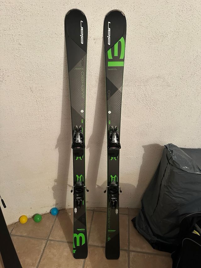 Esquís Elan Amphibio 14 (Negros y verdes)