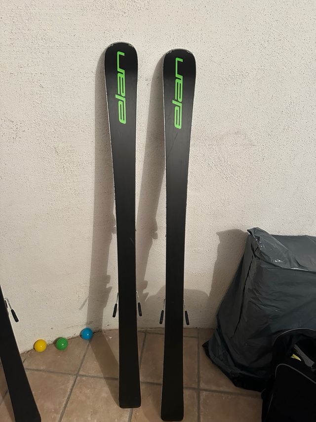 Esquís Elan Amphibio 14 (Negros y verdes)