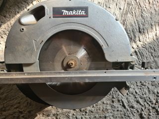 Sierra circular Makita 5143R  355mm 2200w