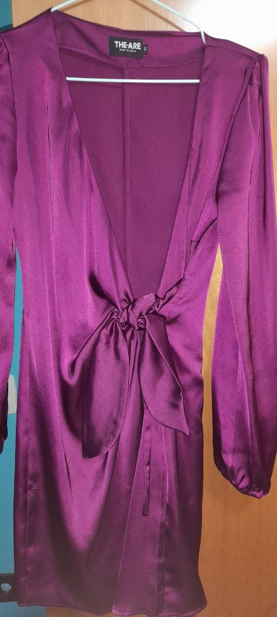 Vestido morado The Are fiesta