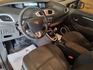 RENAULT Grand Scenic Dynamique 1.9dCi 130cv 7 plz