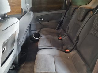 RENAULT Grand Scenic Dynamique 1.9dCi 130cv 7 plz