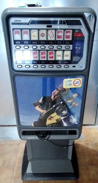 Máquina Expendedora Azkoyen