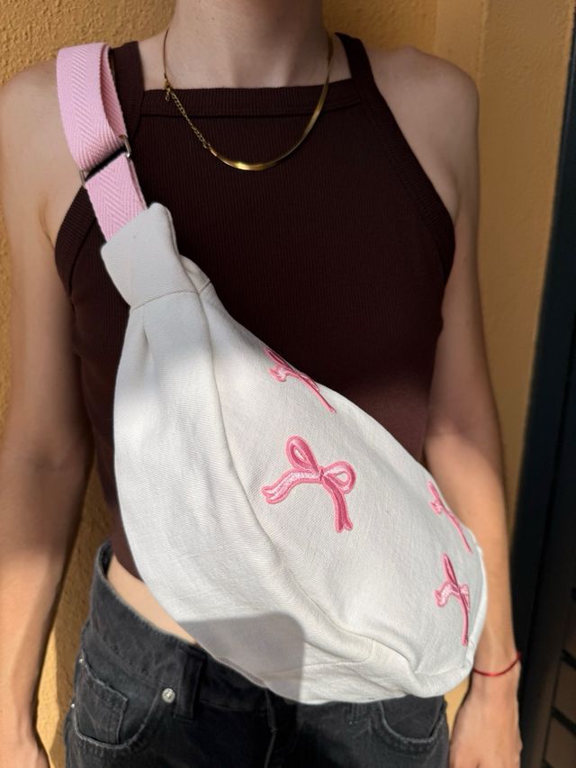 Riñonera Rosa y Blanca