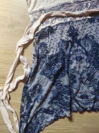 Camiseta Desigual larga- Azul y beige