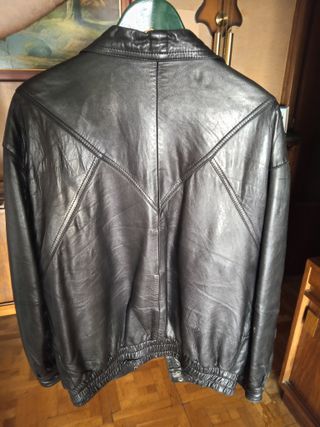 Cazadora cuero negra vintage