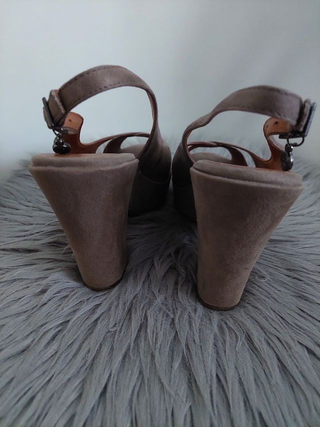 Sandalias Primadonna plataforma mujer beige