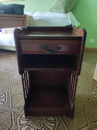 Mesita auxiliar vintage madera