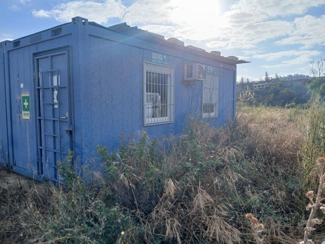 Contenedor oficina 26m2 - Azul