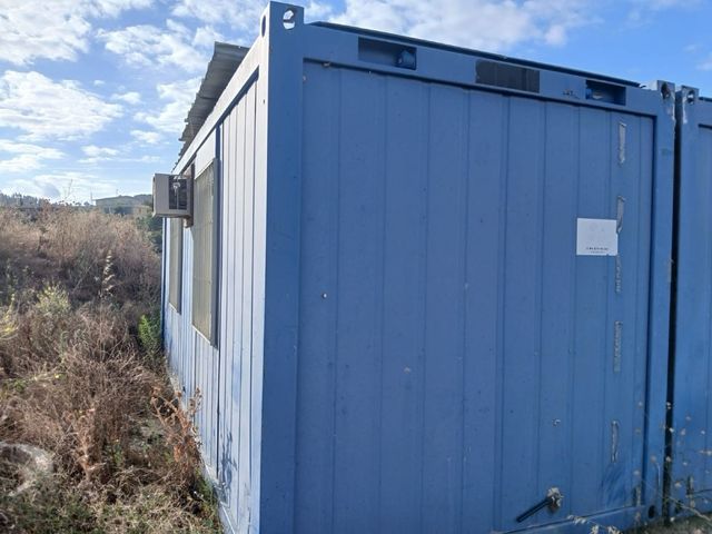Contenedor oficina 26m2 - Azul