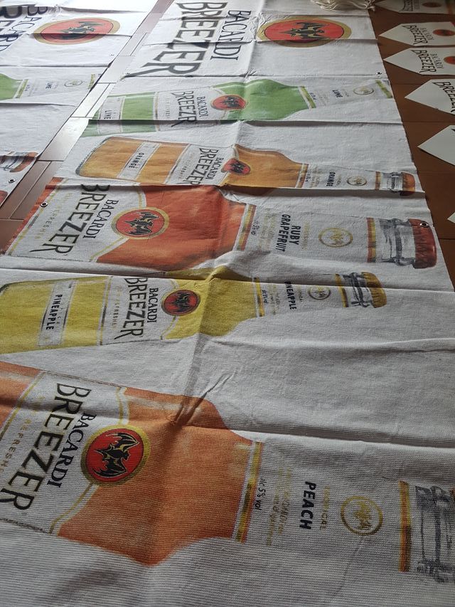 Set n°2 Striscioni Bacardi 230x80 con Bandierine x