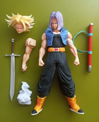Estatua Trunks 28cm
