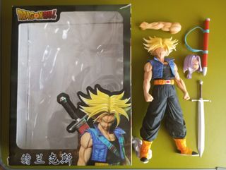 Estatua Trunks 28cm