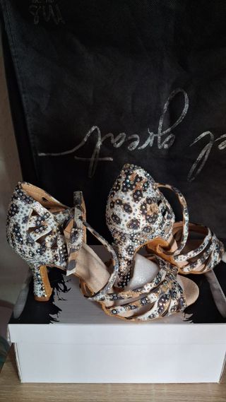 Zapatos baile salón leopardo