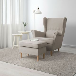 A ESTRENAR: Butaca+reposapiés STRANDMON IKEA beige