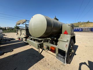 Remolque Carro Cisterna 2000L Coche Tractor