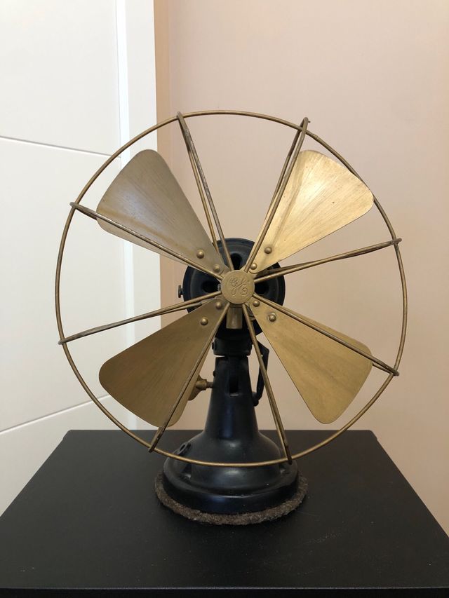 Ventilador GE antiguo