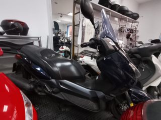 Yamaha xmax