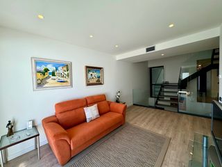 CASA D’OBRA NOVA EN VENDA A LA CREU ALTA