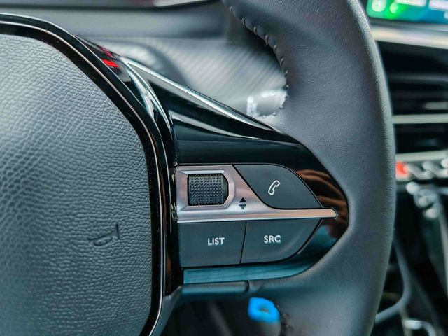 Peugeot 2008 1.5 Blue-HDi Active Pack 110CV 