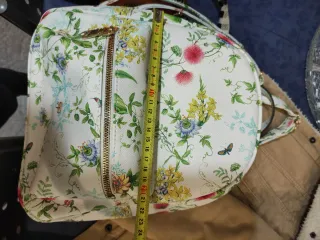 Mochila flores - Blanca